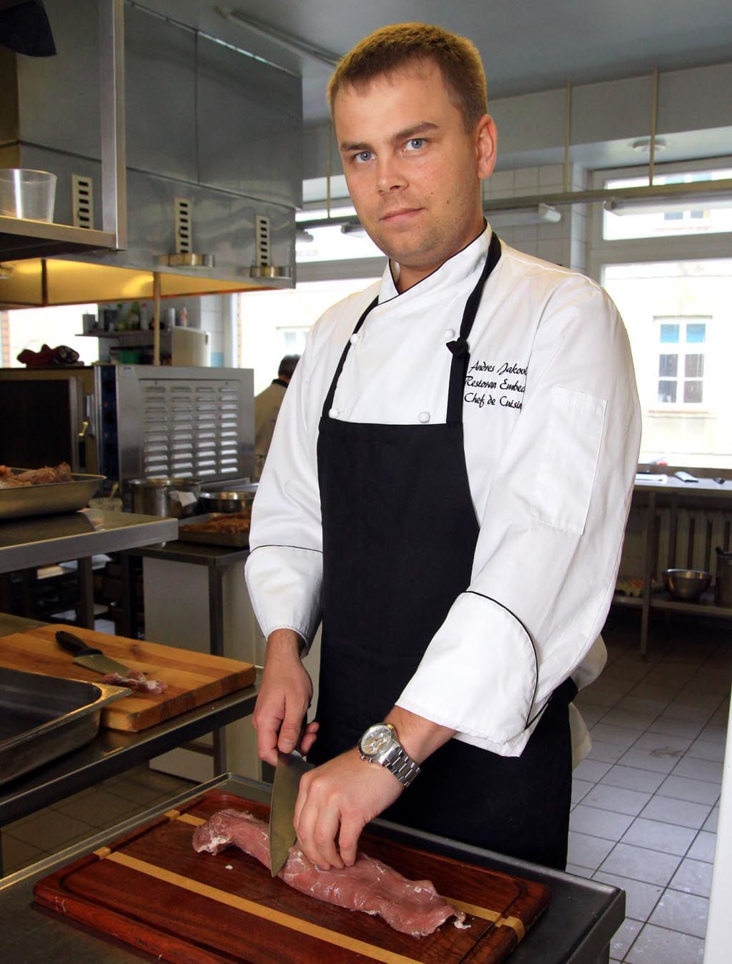 Grillmeister Andres Jakovlev soovitab grillimiseks valida selline lihatükk, millel pisut rasva küljes.