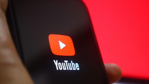 "YouTube" samaksās 24,5 miljonus dolāru mierizlīgumā ar Trampu