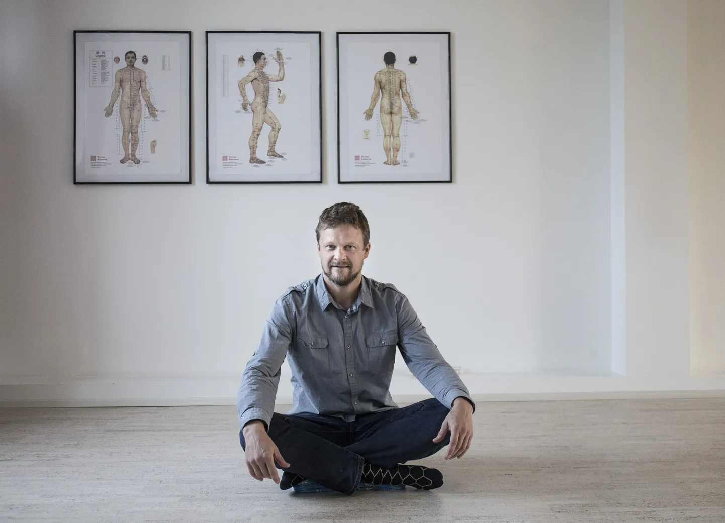 Hiina meditsiini arst Rene Bürkland, 2016. aasta müüduima raamatu «Tark tee terviseni» autor.