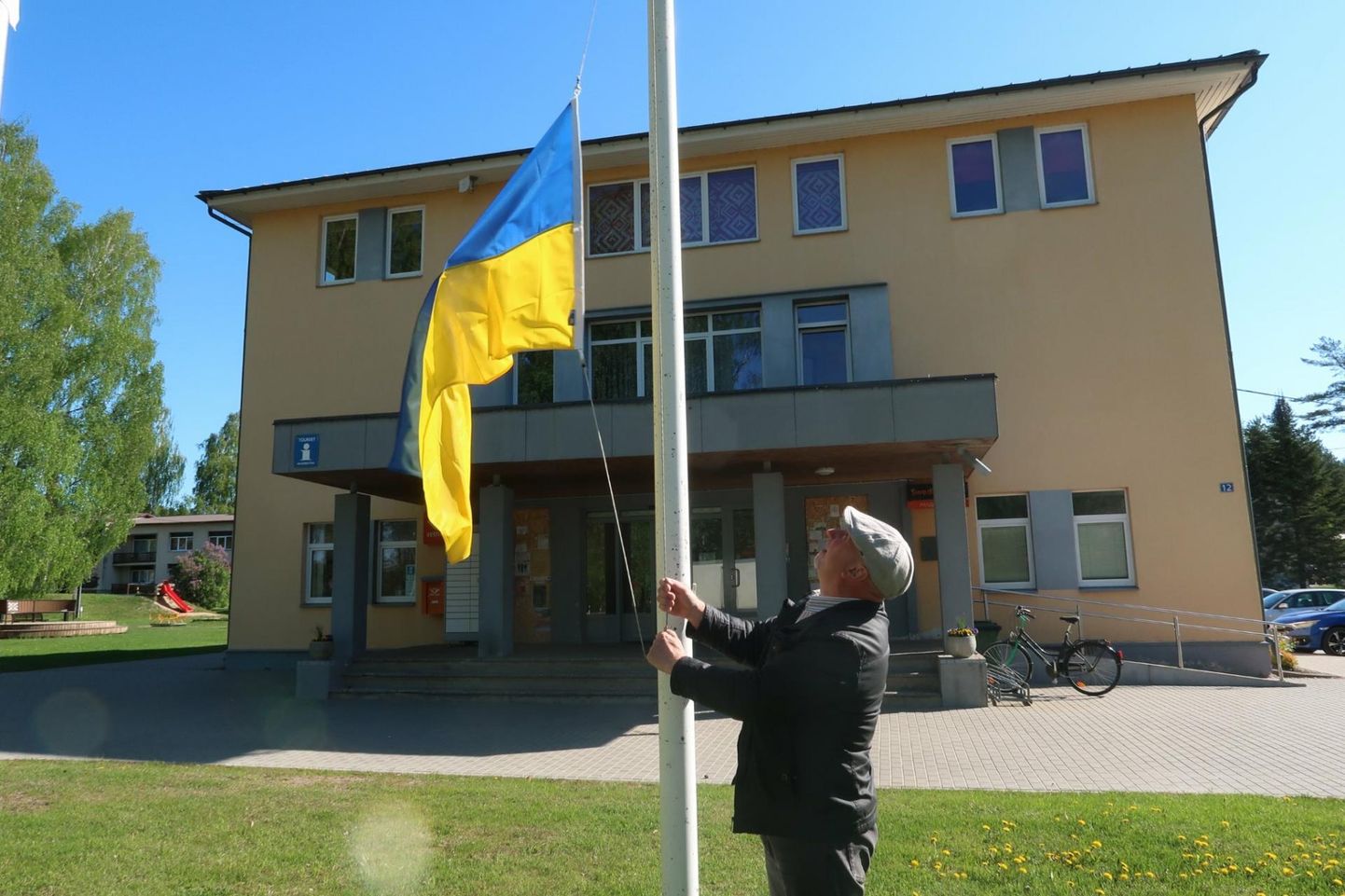 Setomaal lehvivad ka Ukraina lipud.