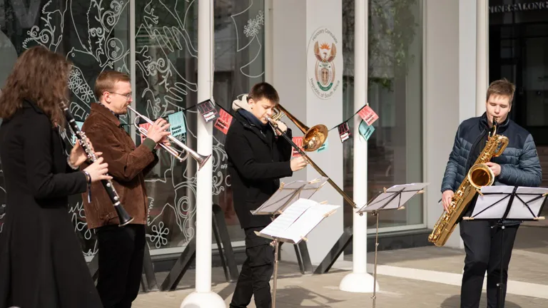 Kokku antakse Jazzkaare linnaruumiprojekti raames ootamatutes paikades üle 70 kontserdi.