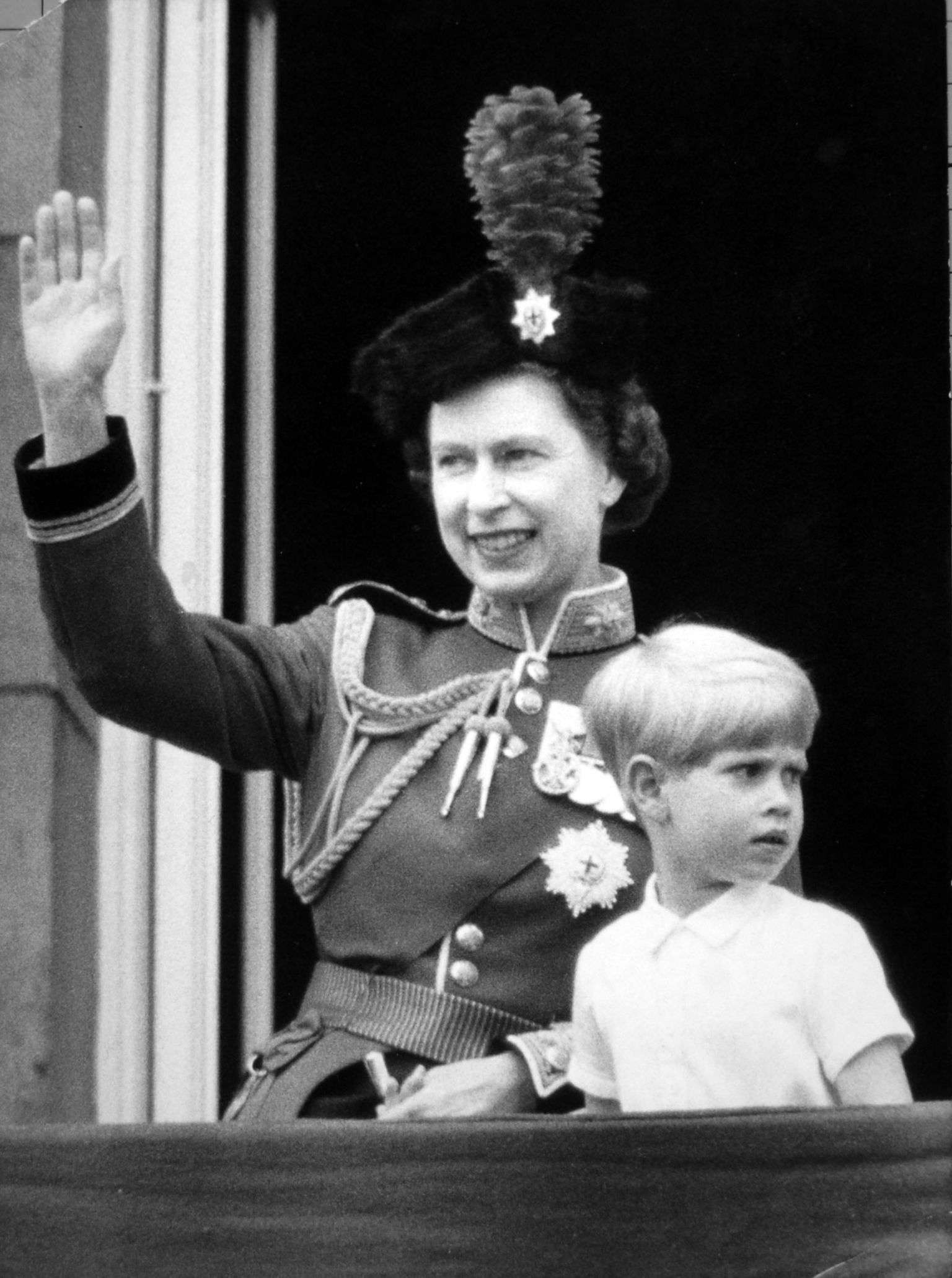 Karaliene Elizabete II un princis Edvards