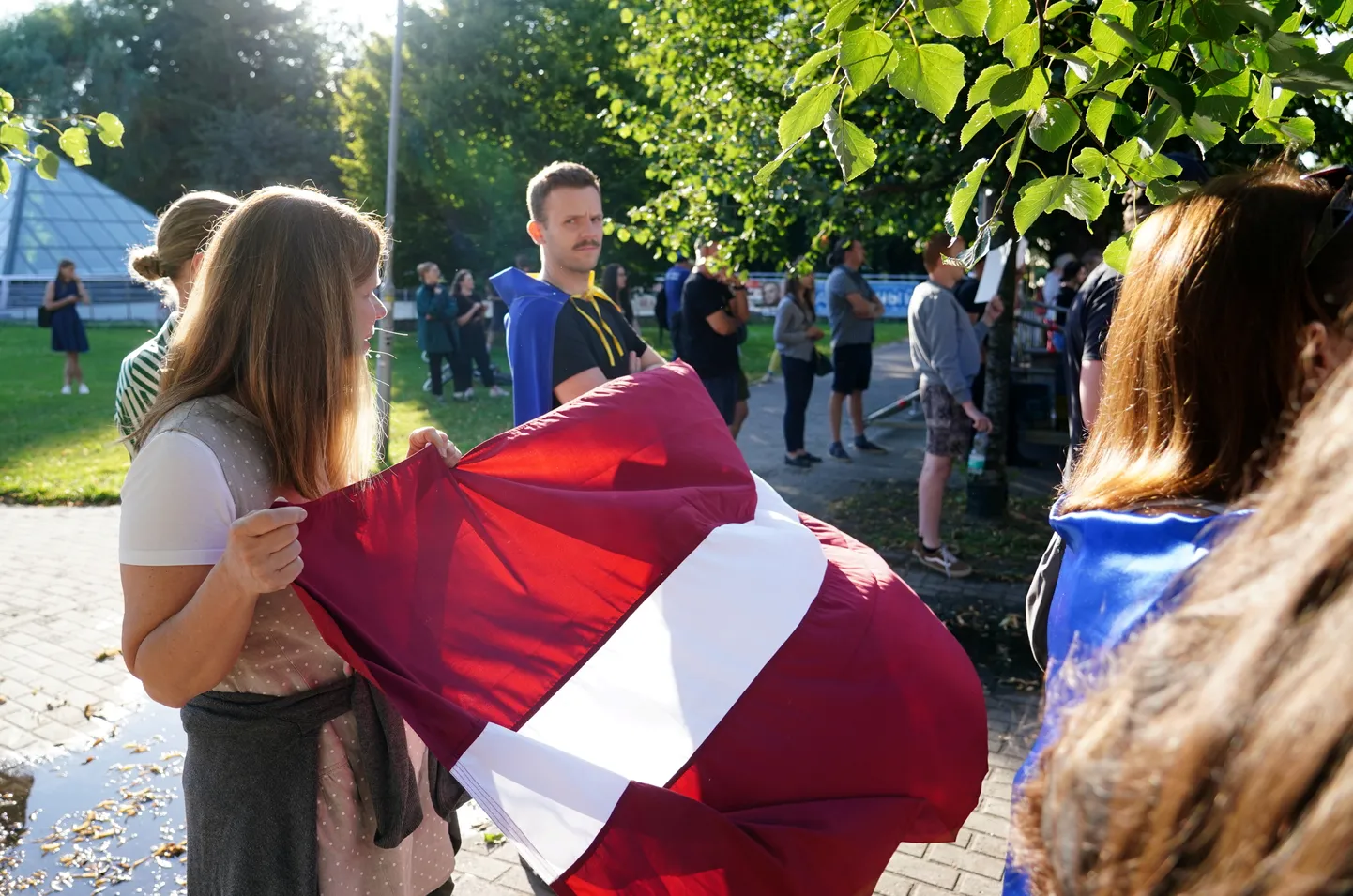Protesta akcija pie Krievijas vēstniecības, nosodot Krievijas armijas uzbrukumu bērnu slimnīcai "Ohmatdet" Kijivā, Ukrainā. 2024. gada 8. jūlijs.