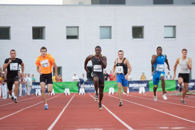 Kergejõustiku paha poiss Justin Gatlin on läbinud Rakvere staadionisirge kõige kiiremini.