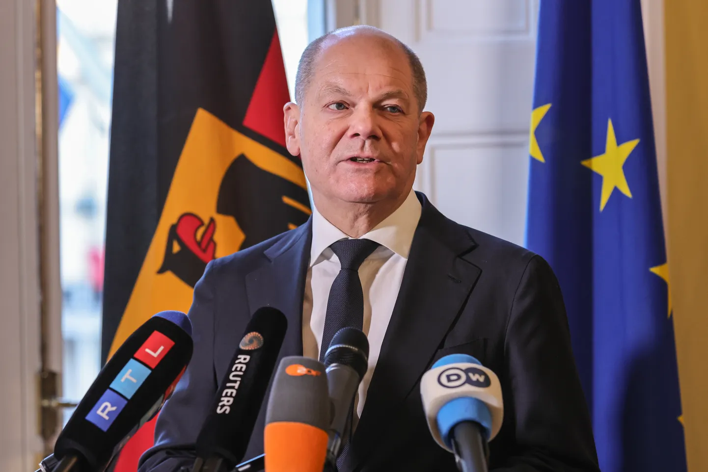 Olaf Scholz Londonis.