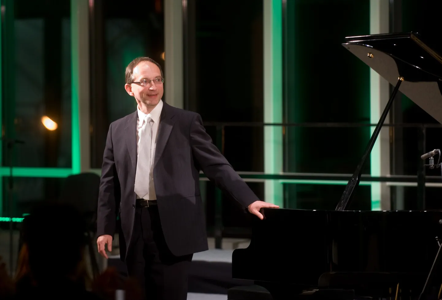 Pianist Lauri Väinmaa.