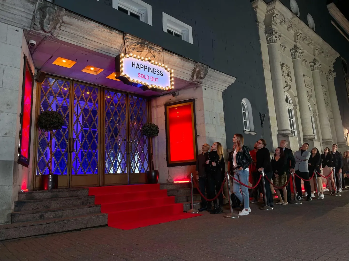 Klubi Teater.