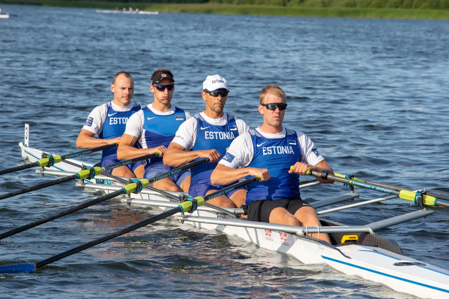Poolas startival EMil istub Kaspar Taimsoo, Tõnu Endreksoni ja Allar Raja kõrval neljapaati Jüri-Mikk Udam.