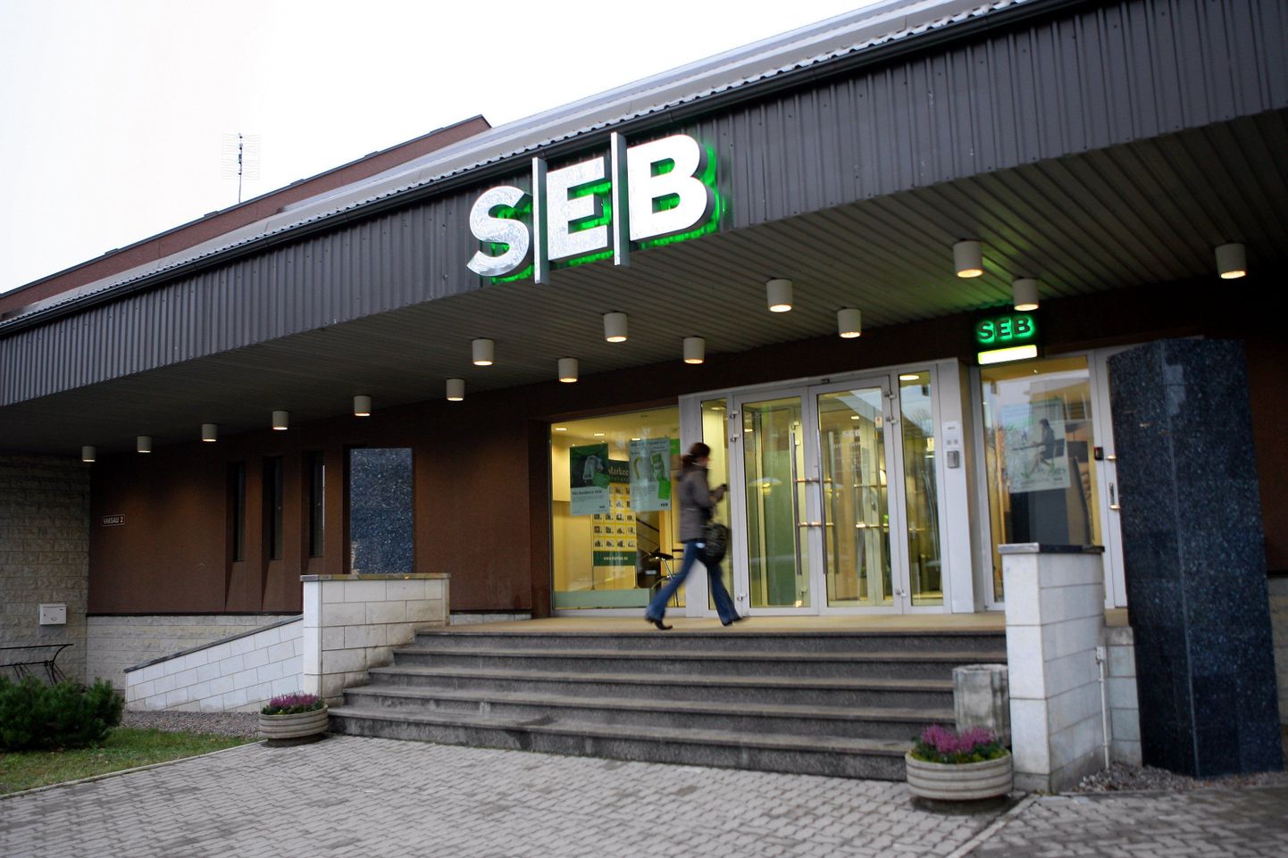 SEB jätab Viljandimaal alles vaid Viljandi kontori.