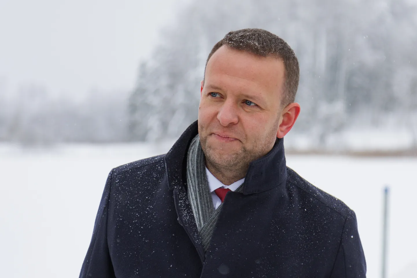Estonia has no plans to start sending back draft-age Ukrainian men without an official request from Ukrainian authorities, according to Estonian Minister of the Interior Lauri Laanemets.
