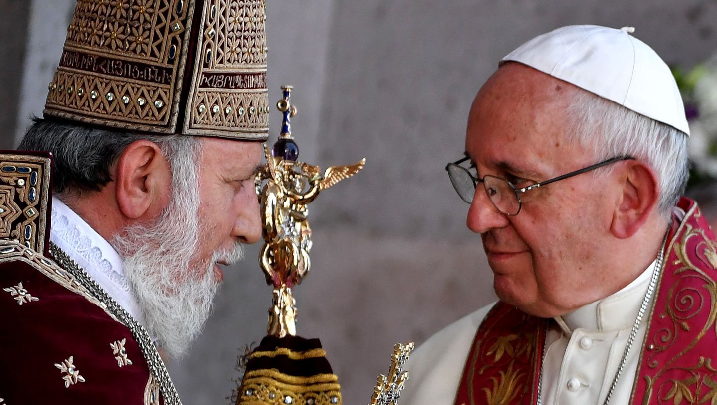 Paavst Franciscus ja Karekin II.
