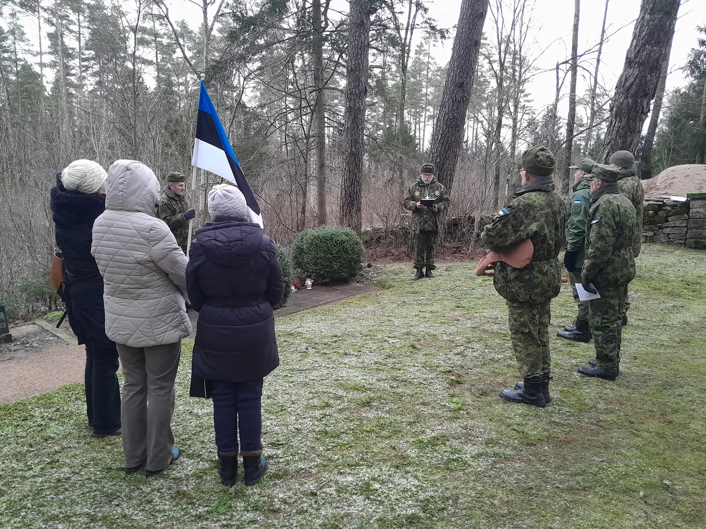 Kangelkase haual: Mihail Kesküla on maetud Mõnnuste kalmistule.