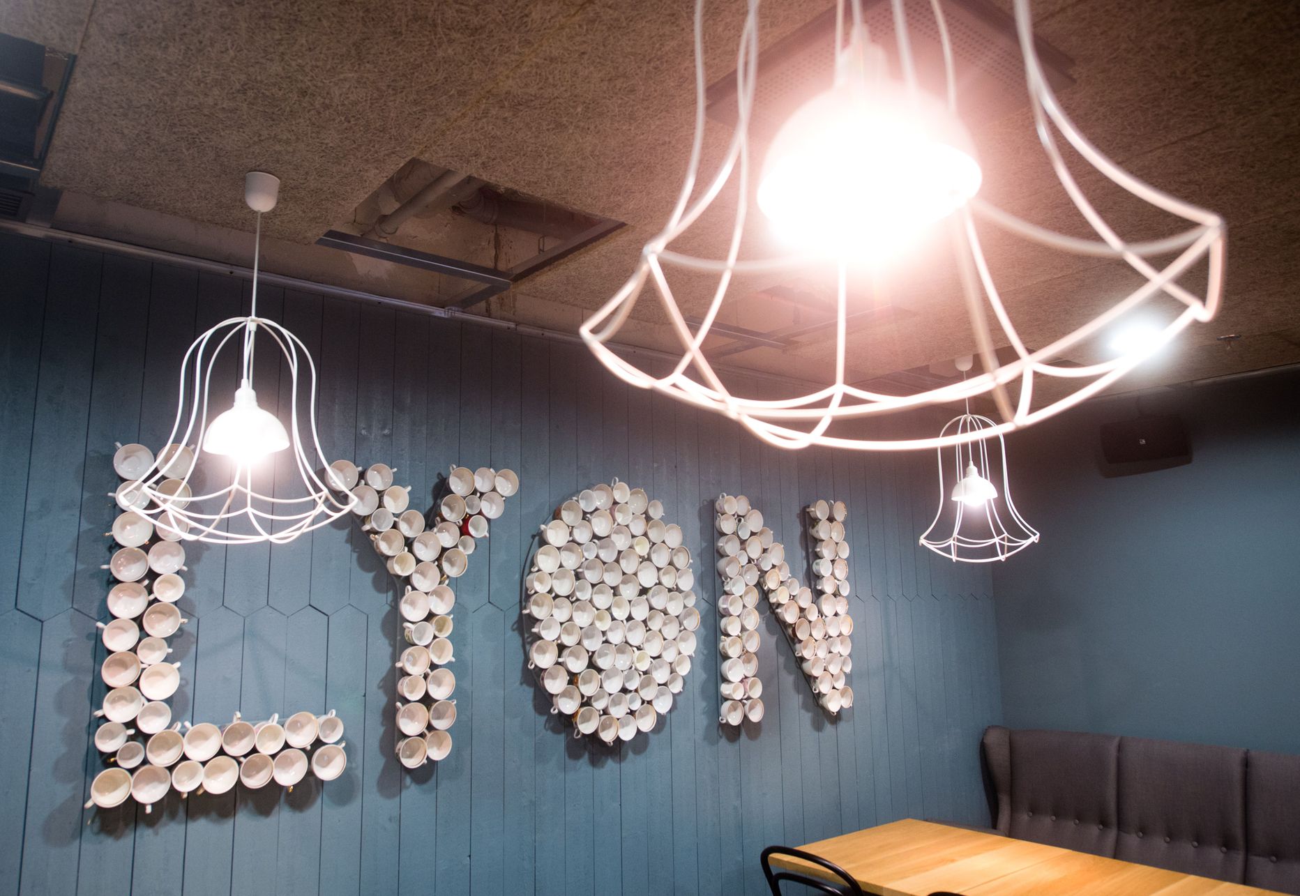 Viru keskuses avas uksed Cafe Lyon.