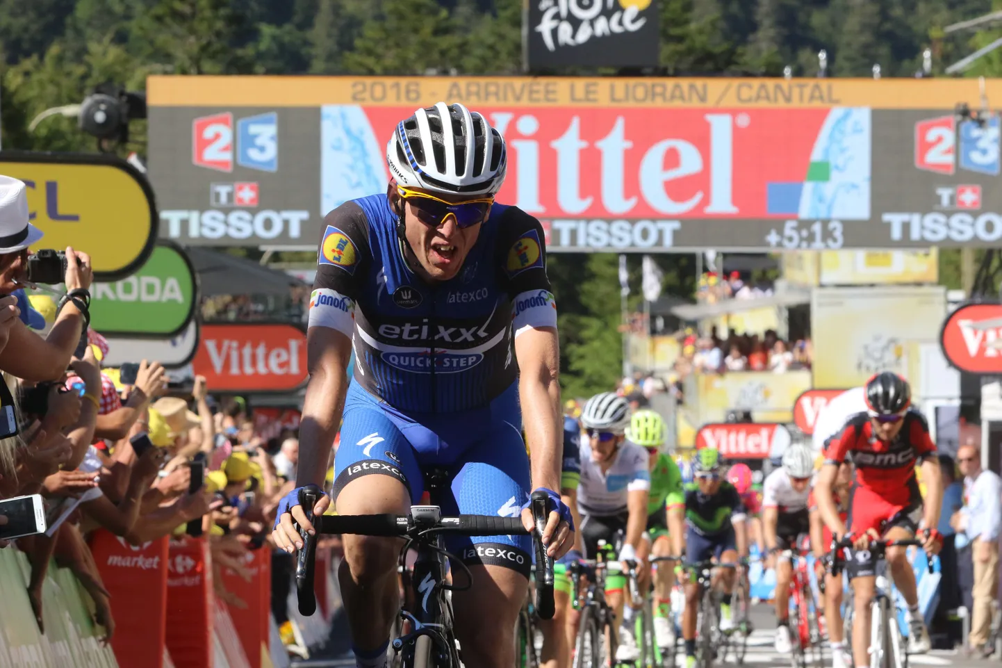 Dan Martin Touril.