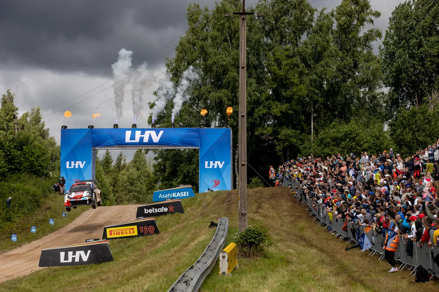Rally Estonial saab kogeda kahte head asja: tasemel rallit ja veelgi paremal tasemel atmosfääri.