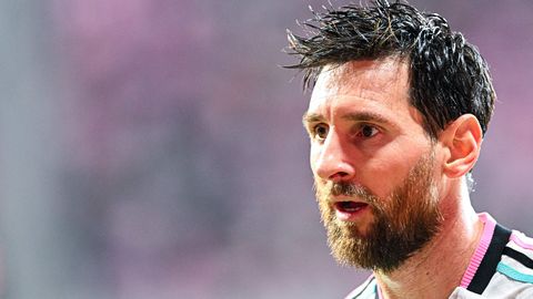 Koondisega hüvasti jätnud Messi tõmbab Argentina särgi veel korra selga