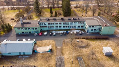 Vald tahab anda Pöide koolihoone Orissaare gümnaasiumi hallata