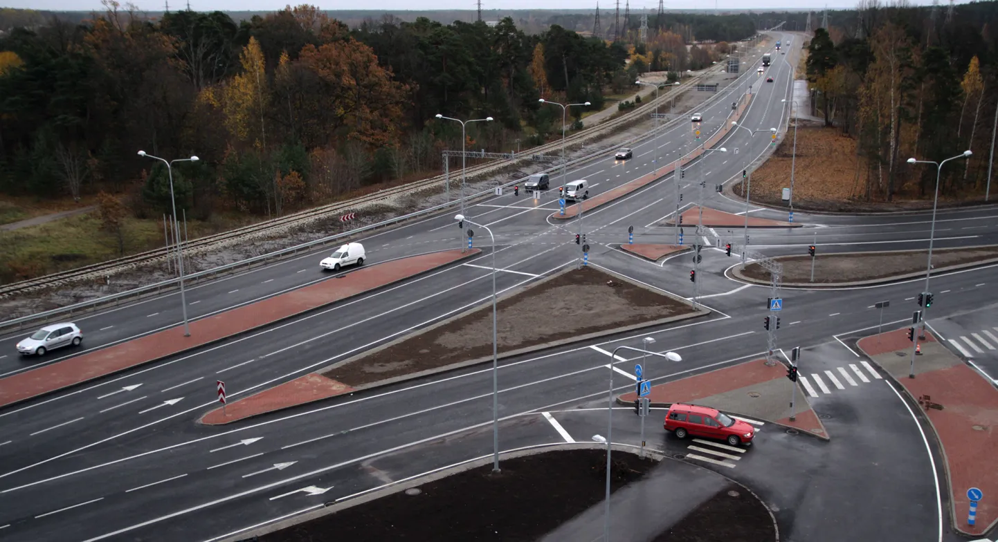 Papiniidu tänava äärde planeeritakse uusi büroohooneid. Foto on illustreeriv.