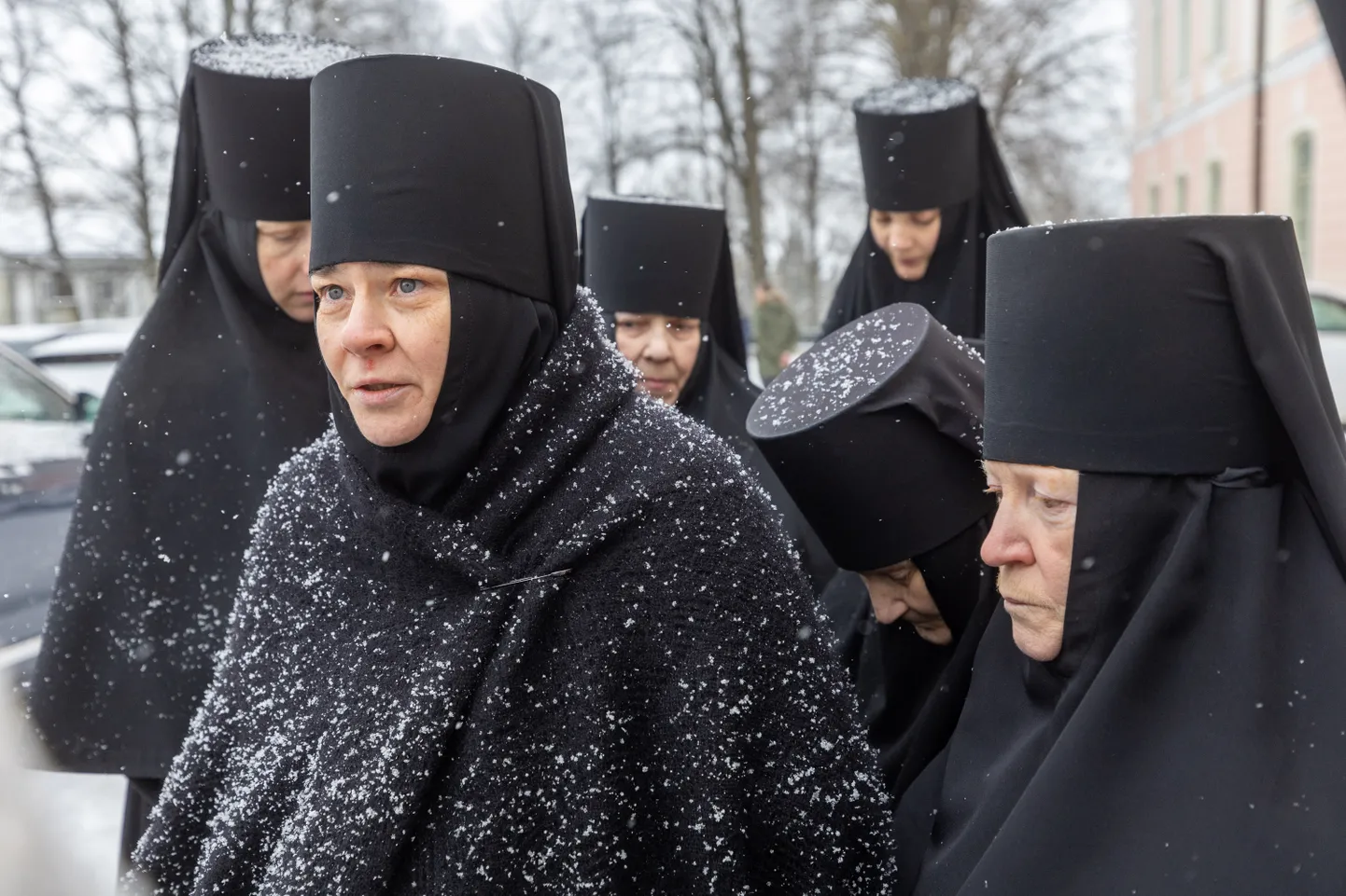 Монахини Пюхтицкого монастыря на Тоомпеа.