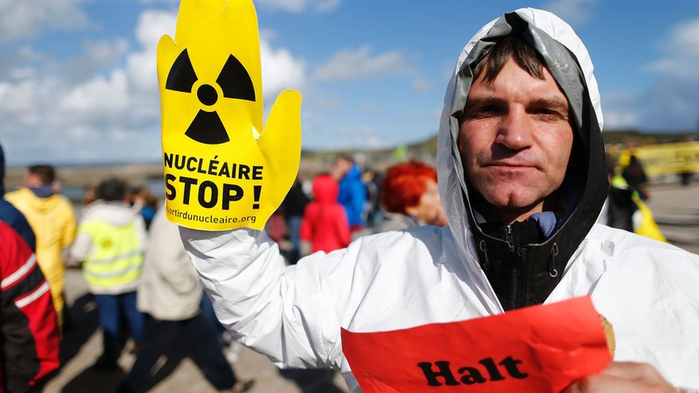 Многие в Европе против атомной энергетики. Но еще больше тех, кто против угля и неподъемных счетов за свет и отопление. ЕС выбрал меньшее из зол