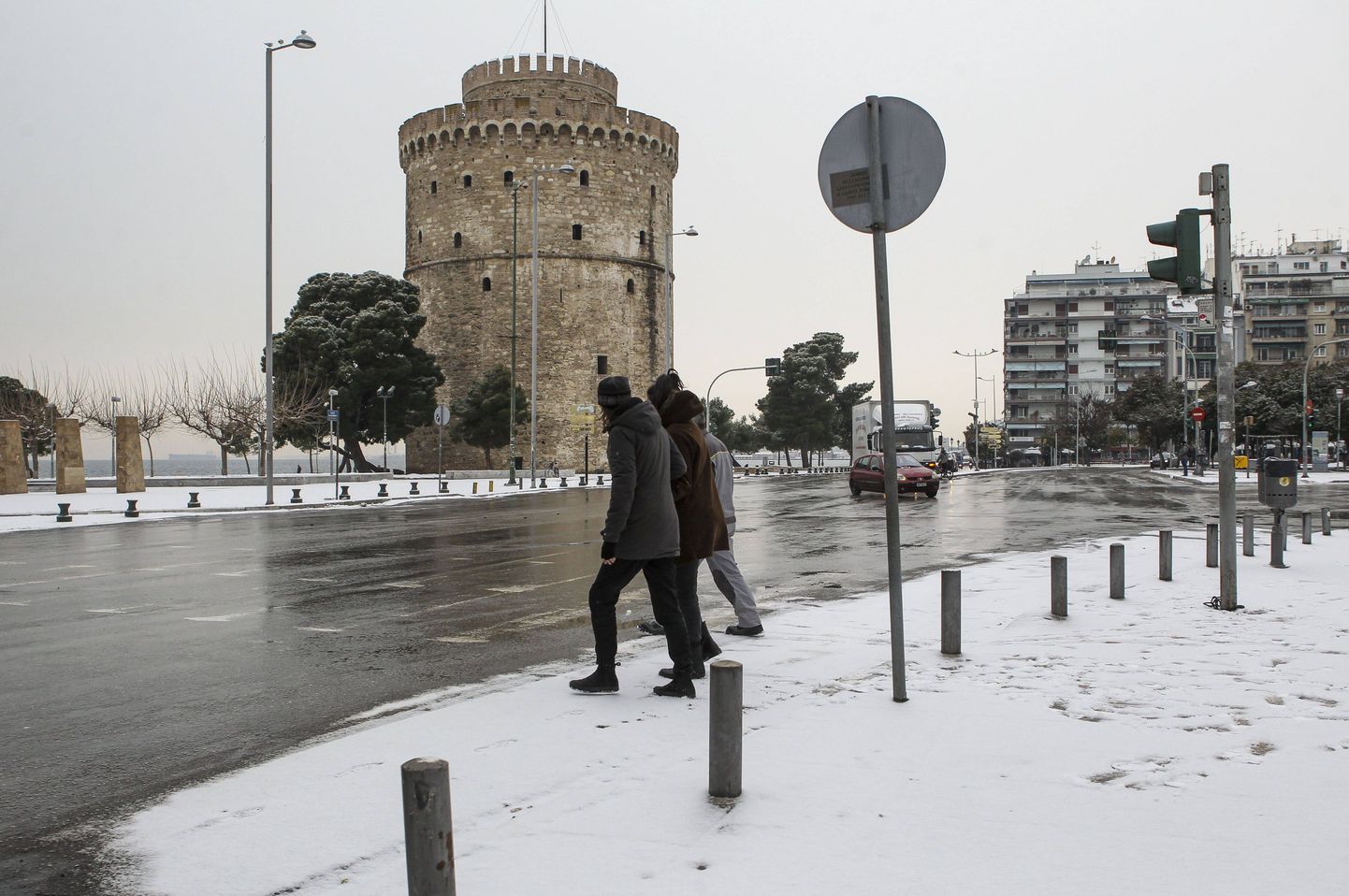 Enne Teist maailmasõda oli Thessaloniki linnas suur juudikogukond, mille Natsi-Saksa väed peaaegu täielikult hävitati. Holokaustiteemaline põgenemistoa mäng sai alguse just Kreeka suuruselt teisest linnast.