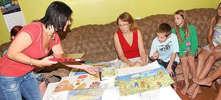 Mazo mākslinieku darbi priecē ne tikai ģimenes locekļus, bet arī portāla darbiniekus