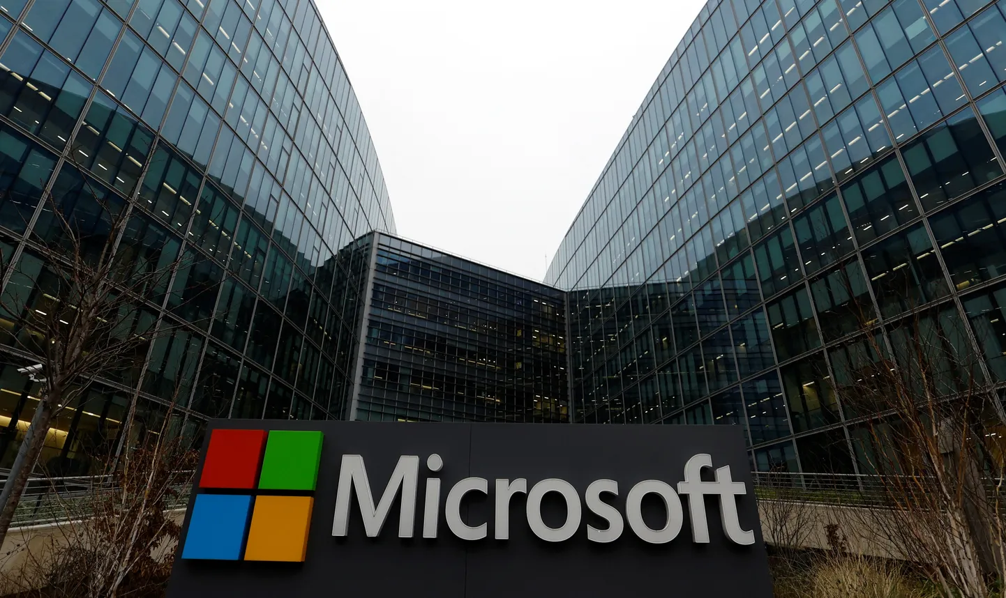 Microsoft tegeleb ülemaailmse võrguprobleemi lahendamisega.