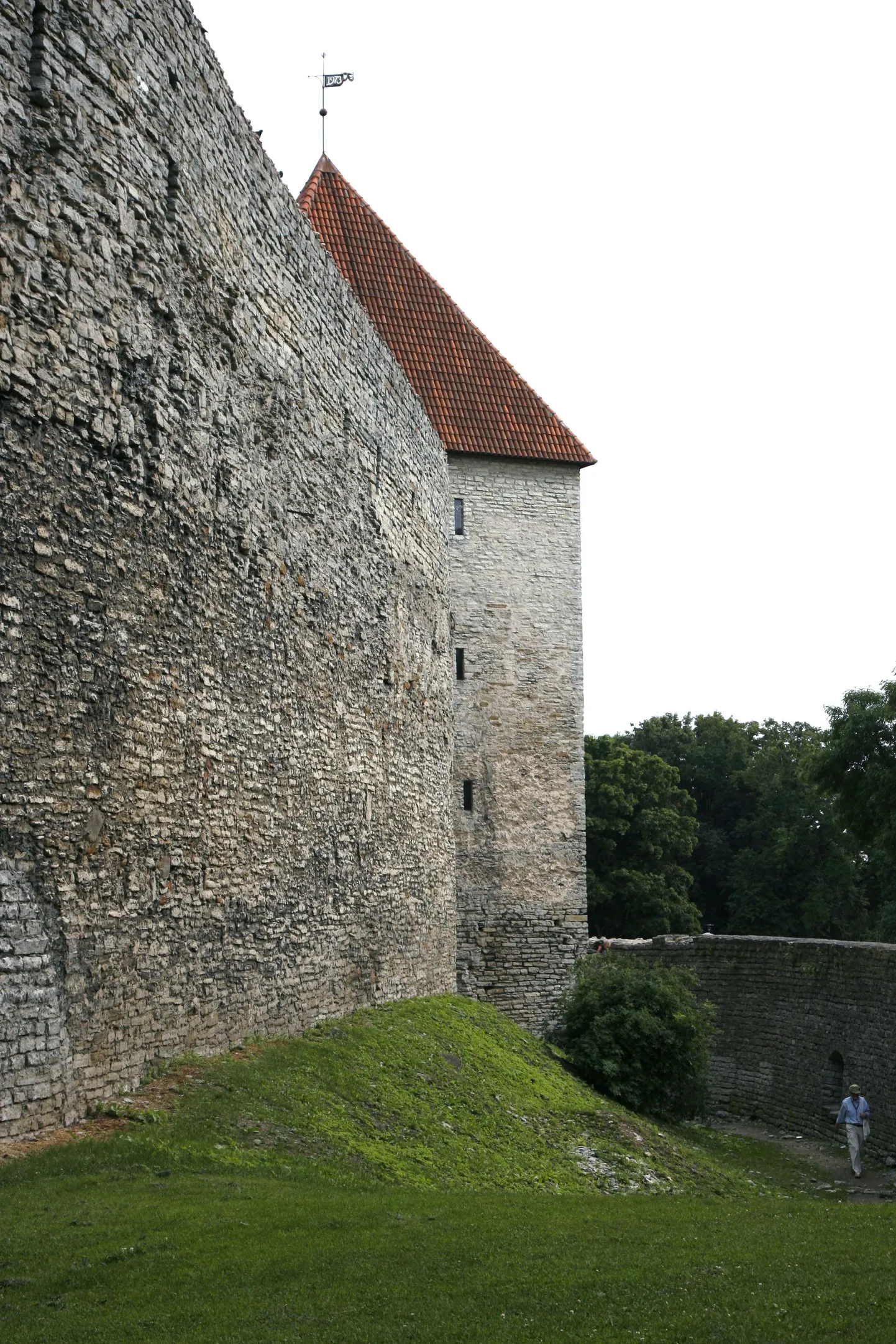 Linnamüür.