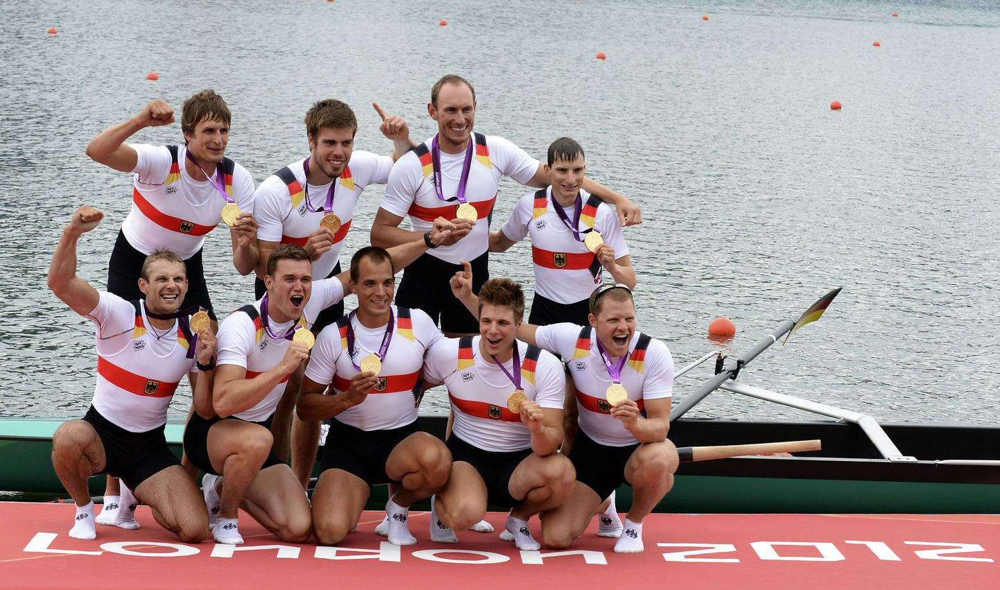 Võidukas Saksmaa kaheksapaat Londoni olümpiamängudel