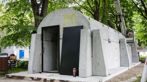 GALERII ⟩ Tallinna kesklinna paigaldatakse esimene moodul-va