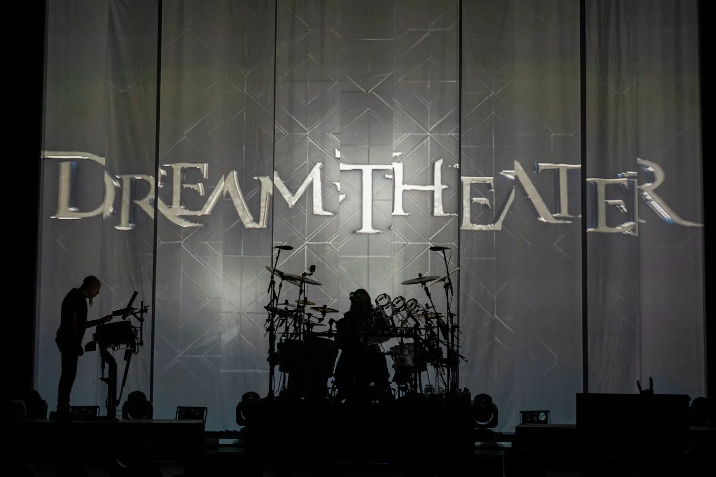 Dream Theater Alexela kontserdimajas.
