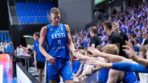 Venele öeldi Itaalias, et pole lootustki lepingut saada. Veidi hiljem aga löödi temaga käed