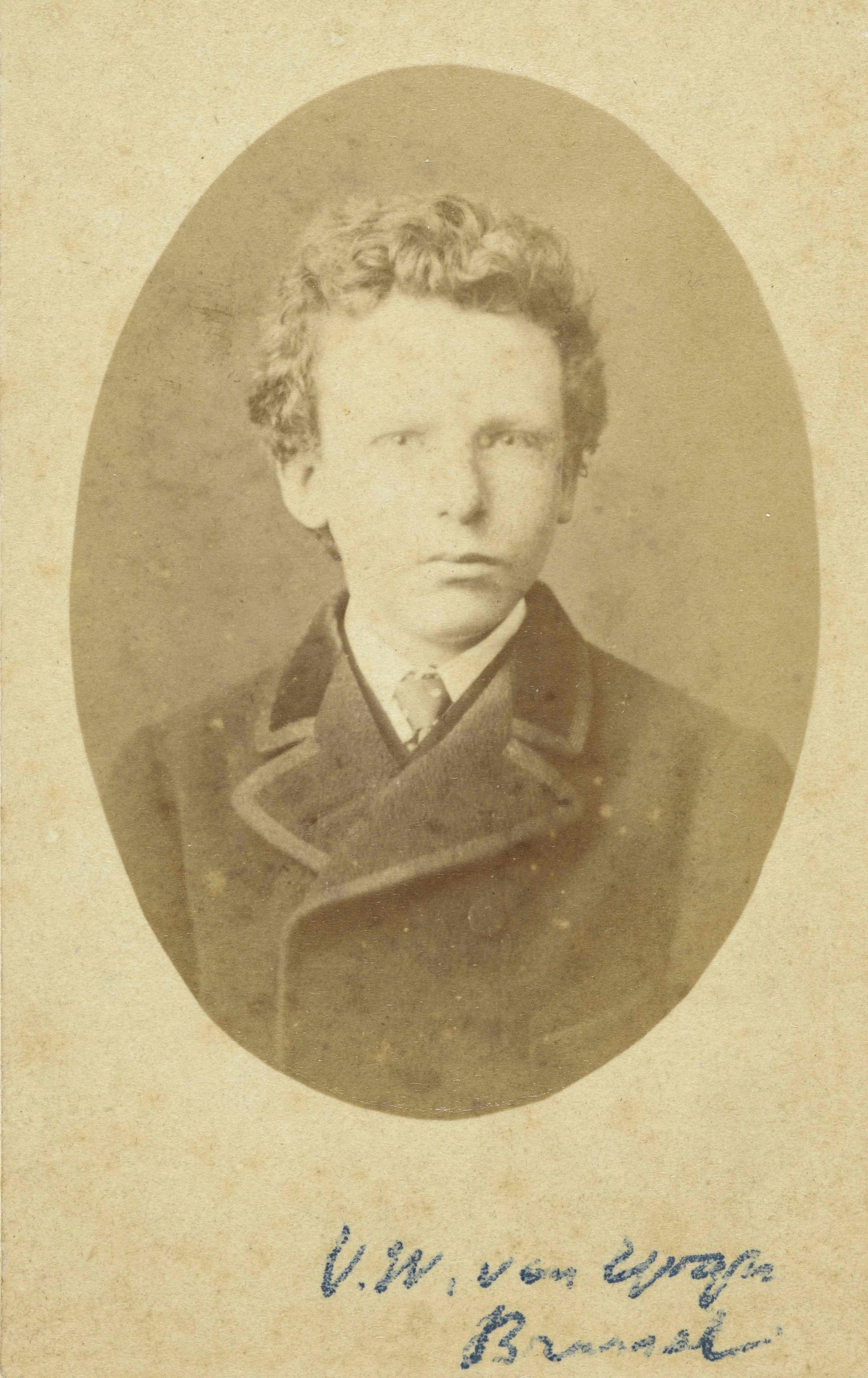 Foto, millel on kunstnik Vincent van Goghi vend Theo 15-aastasena
