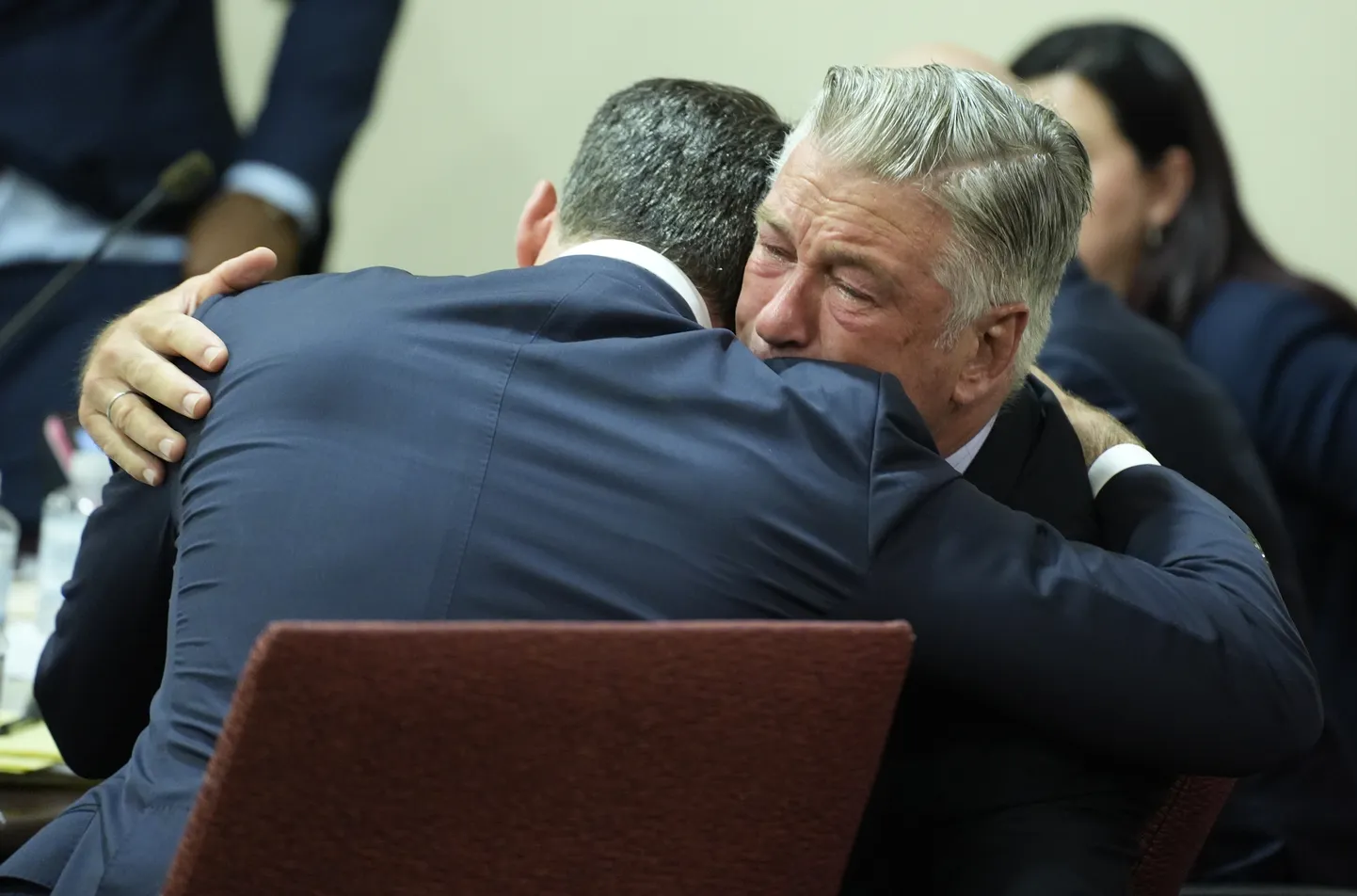 Alec Baldwin 2024. aasta juulis kohtusaalis vahetult pärast seda, kui süüdistused tema suhtes tühistati.