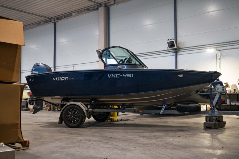 На предприятии FISHBOAT, где производят лодки VIZION