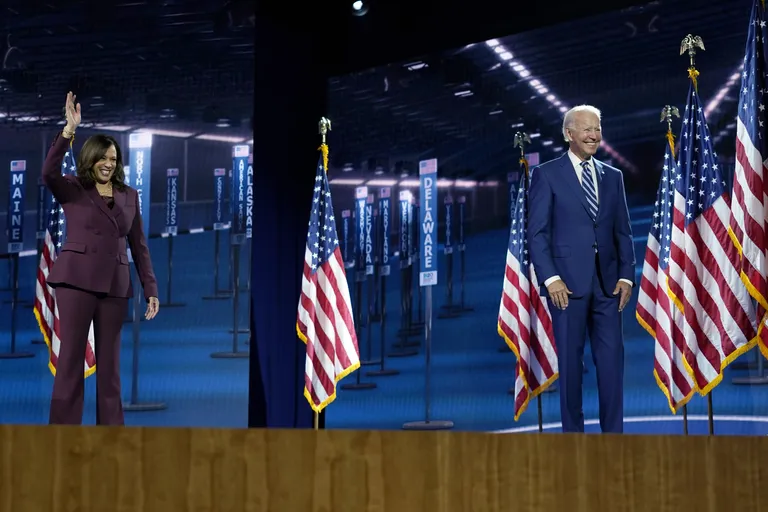 Joe Biden ja Kamala Harris.
