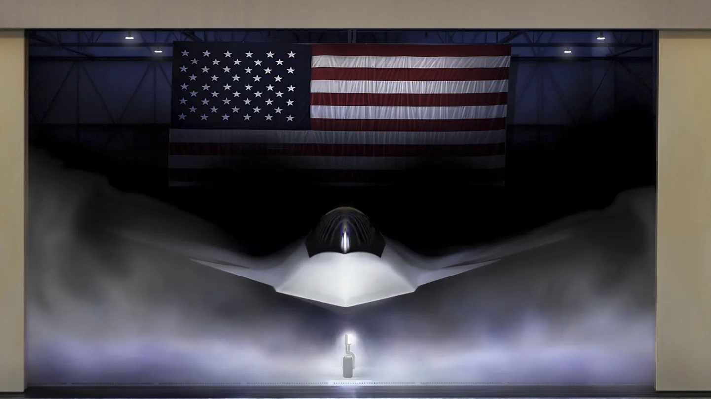 USA õhjujõud demonstreerimas uue põlvkonna hävitaja F-47 platvormi.