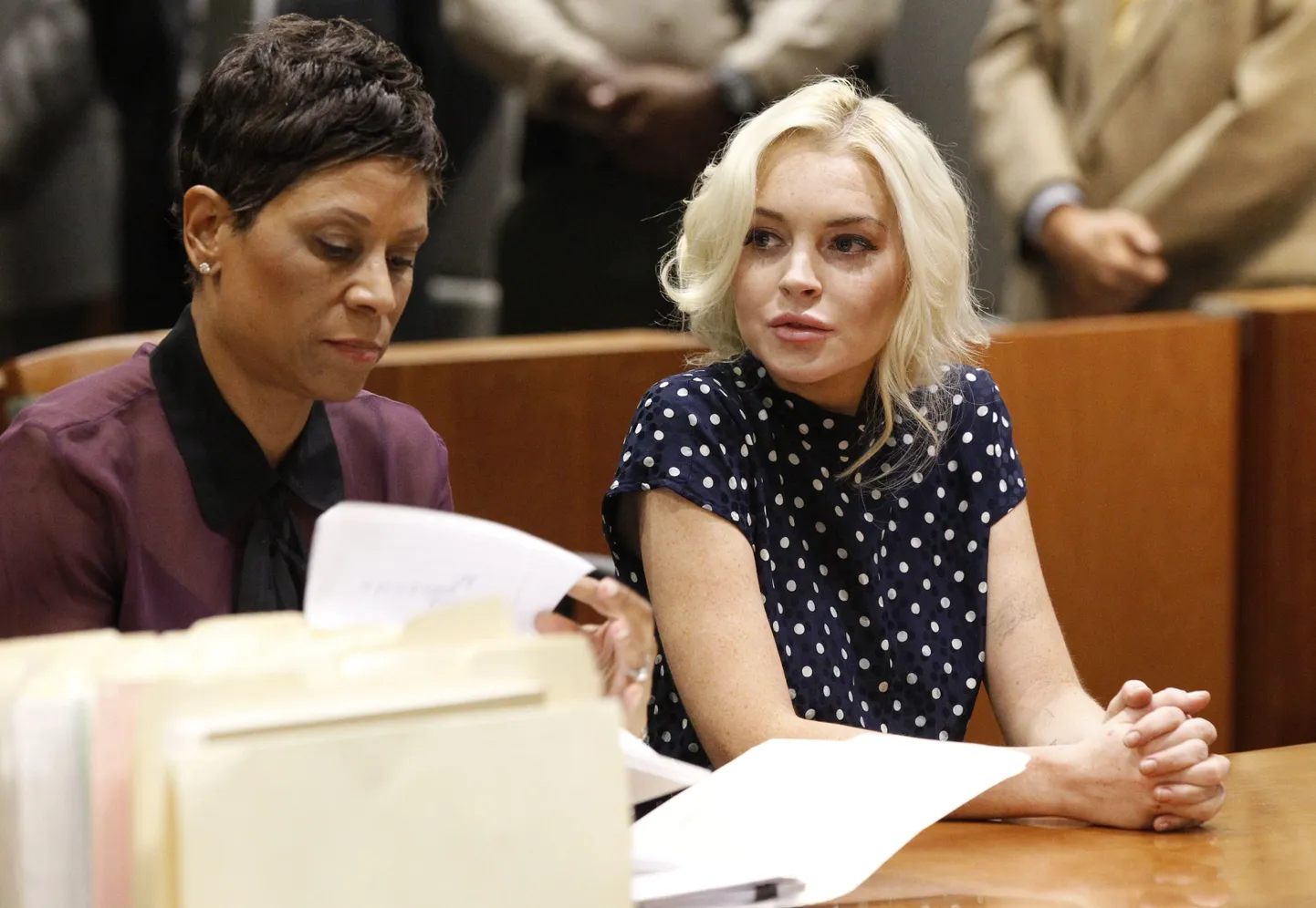 Lindsay Lohan 2. novembril Los Angelese kohtus, kus talle mõisteti 30-päevane vanglakaristus
