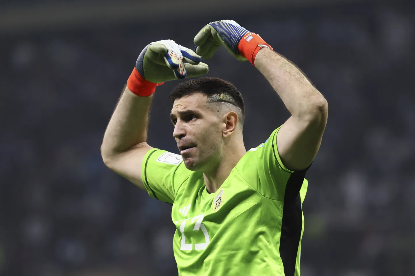 Emiliano Martinez.