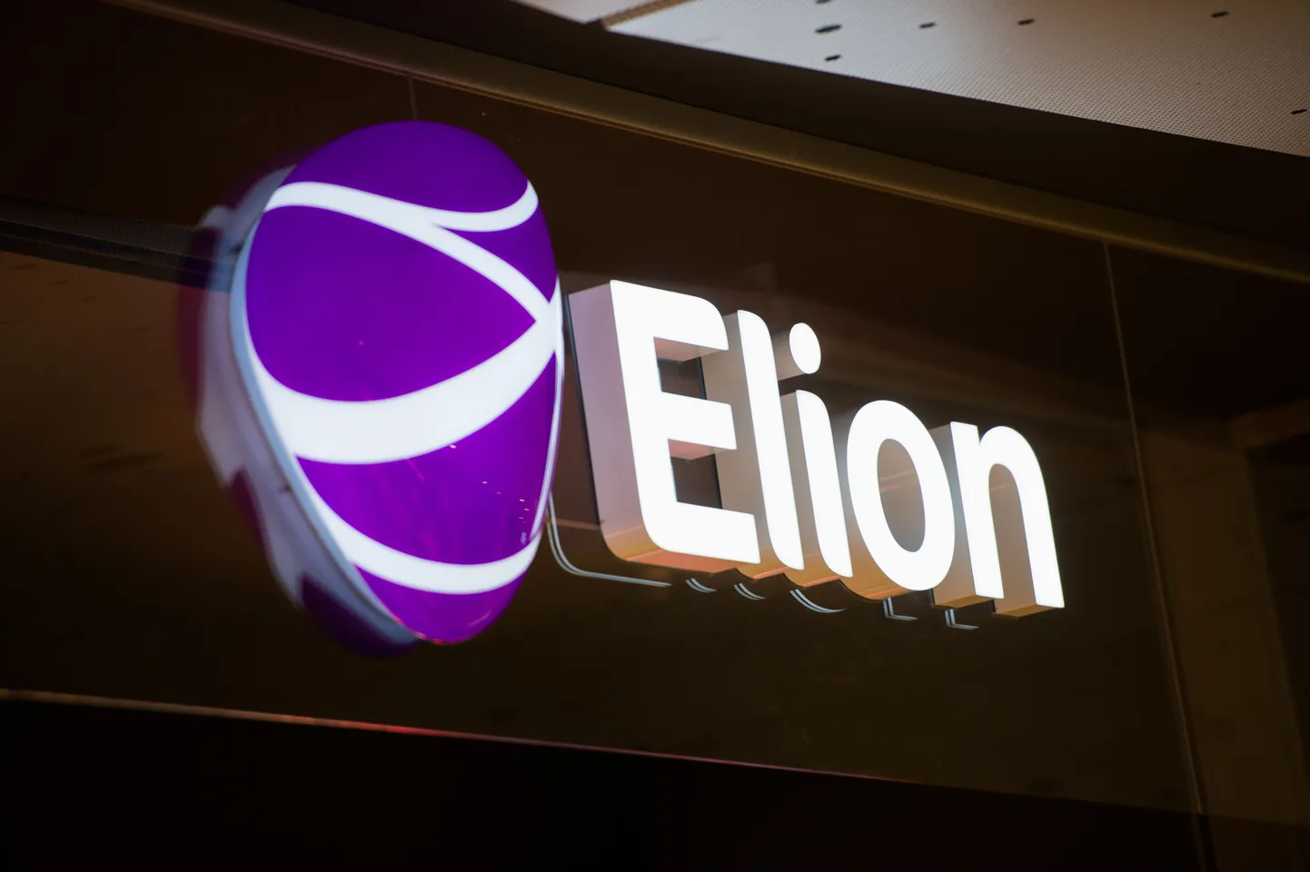 Elion.