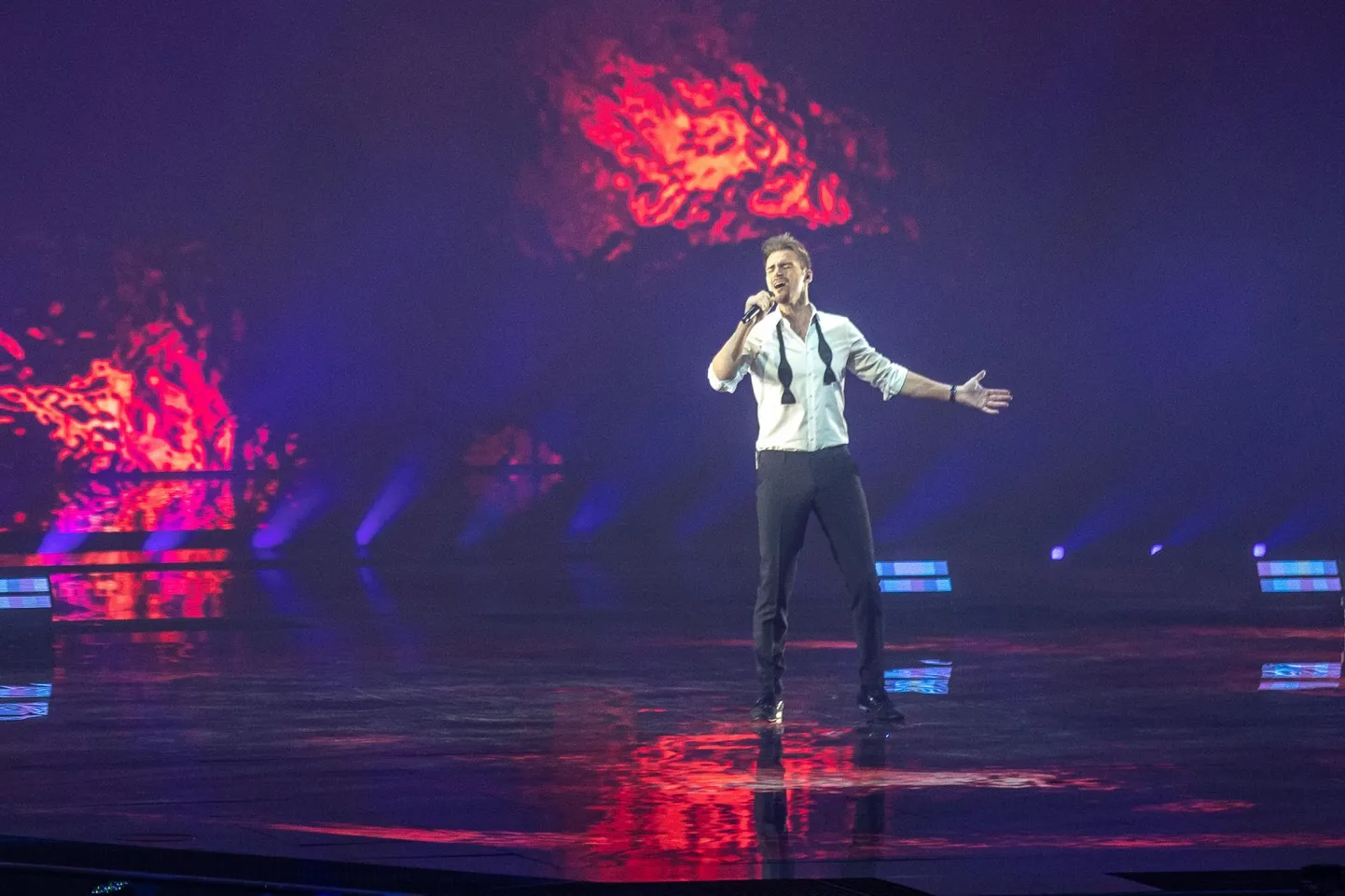 Läks nii, nagu kriitikud ennustasid: meid esindanud Uku Suviste ei pääsenud Eurovisiooni finaali.