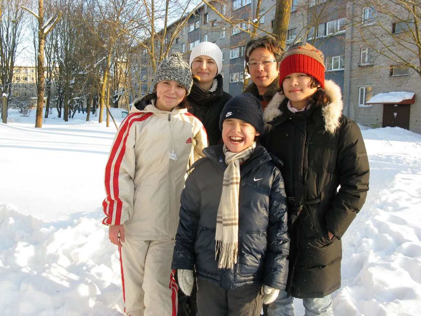 Hayashi perekond – pereisa Tatsumi, pereema Ilona ja nende kolm last – kolis sügisel Jaapanist Narva elama.