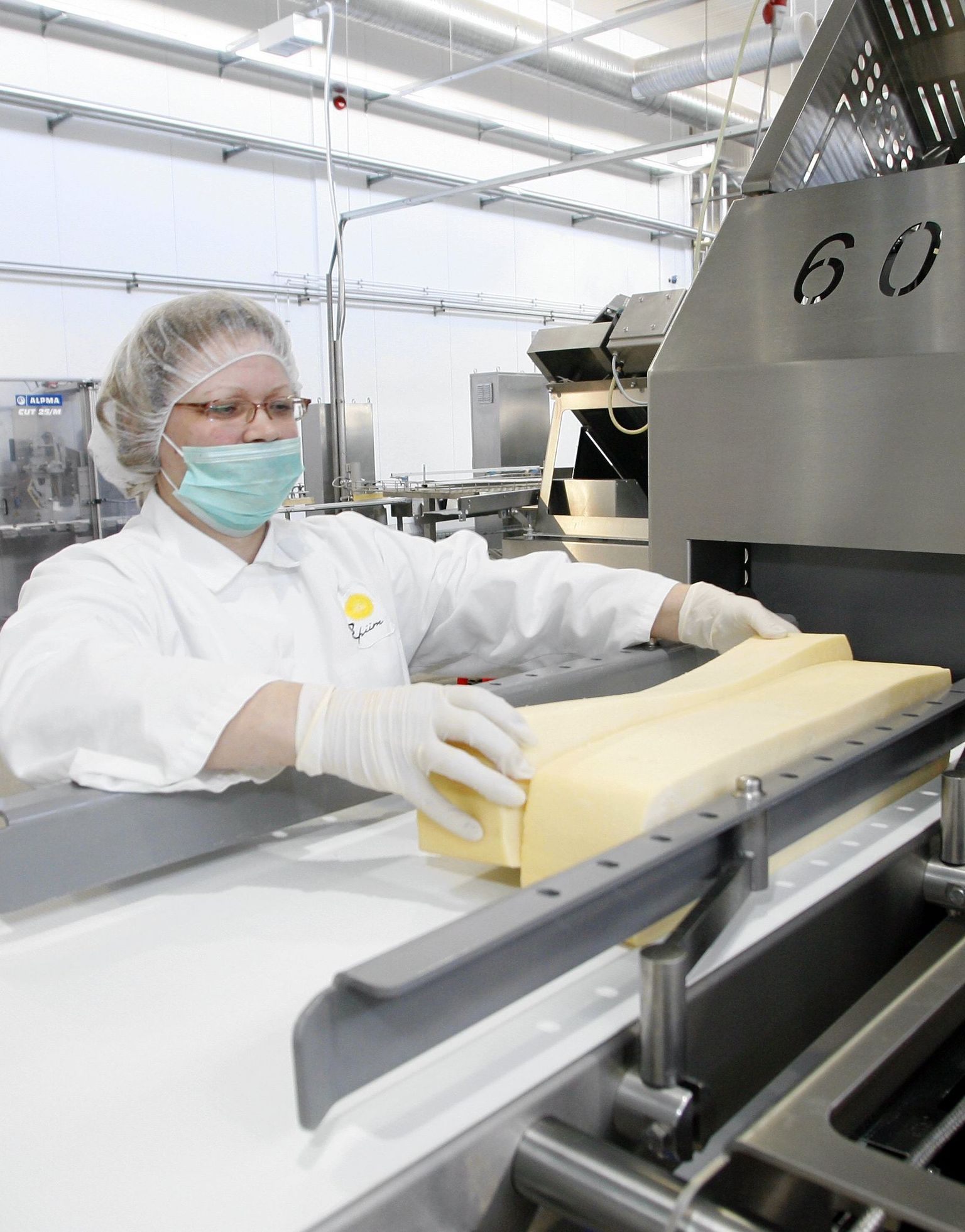 E-Piima Põltsamaa meierei on suuruselt teine-kolmas juustu eksportöör Venemaale. Pildil on meierei uus juustuliin, mis hakkas tööle veebruaris.