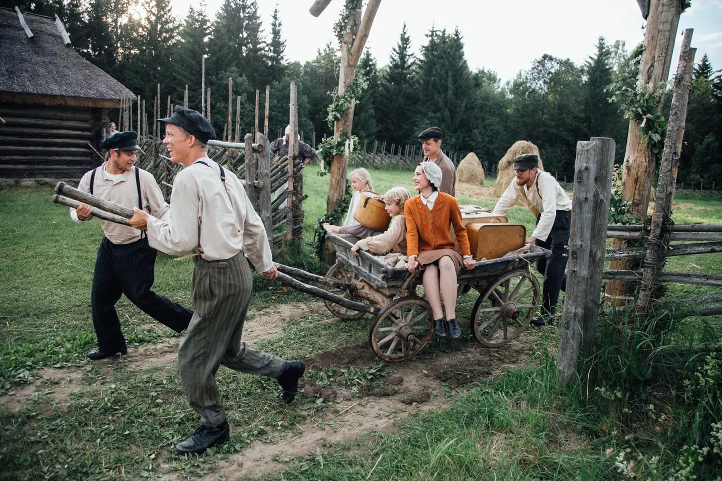 Sel suvel näeb Tammsaare muuseumis Vargamäel juba eelmise aasta suvel etendunud ja teatrisõprade hulgas ülimenukaks kujunenud Vallo Kirsi lavastuse «Kõrboja perenaine» kümmet lisaetendust.
