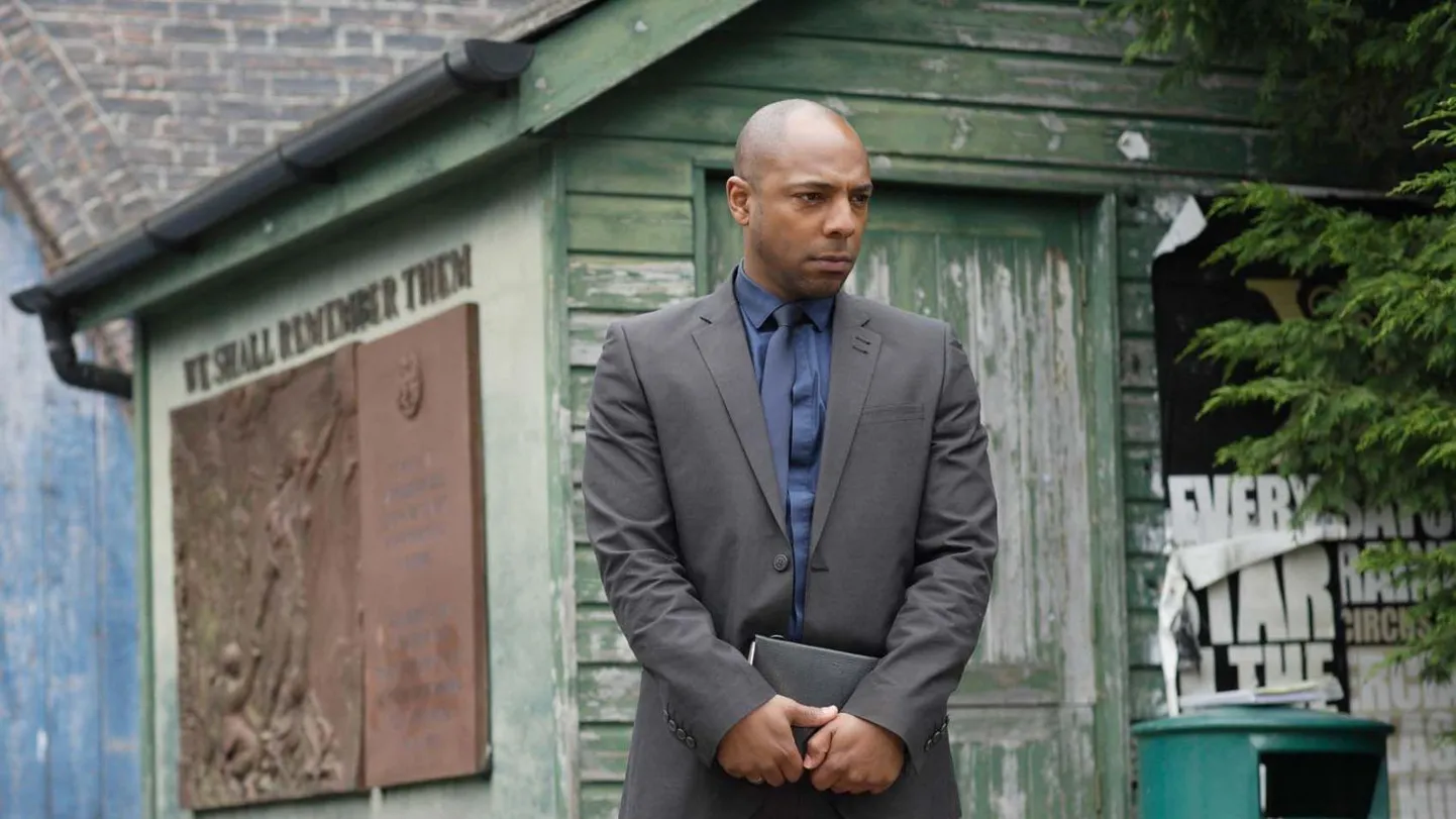 Don Gilet seriaalis «Eastenders»