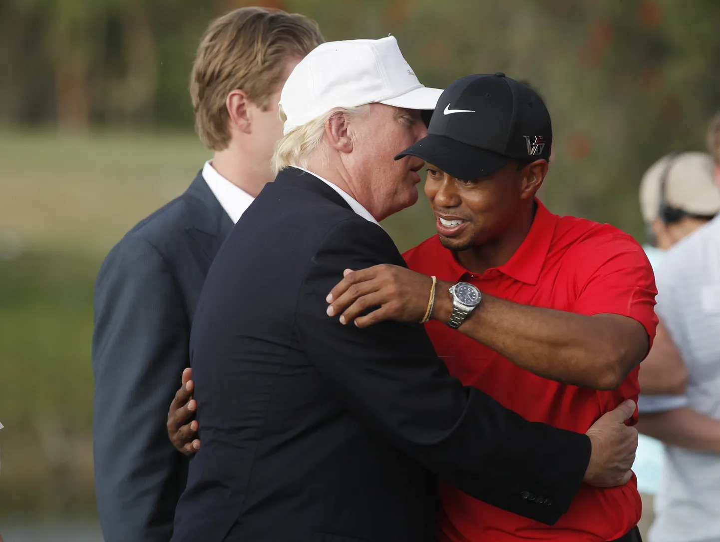 Donald Trump (vasakul) ja Tiger Woods.