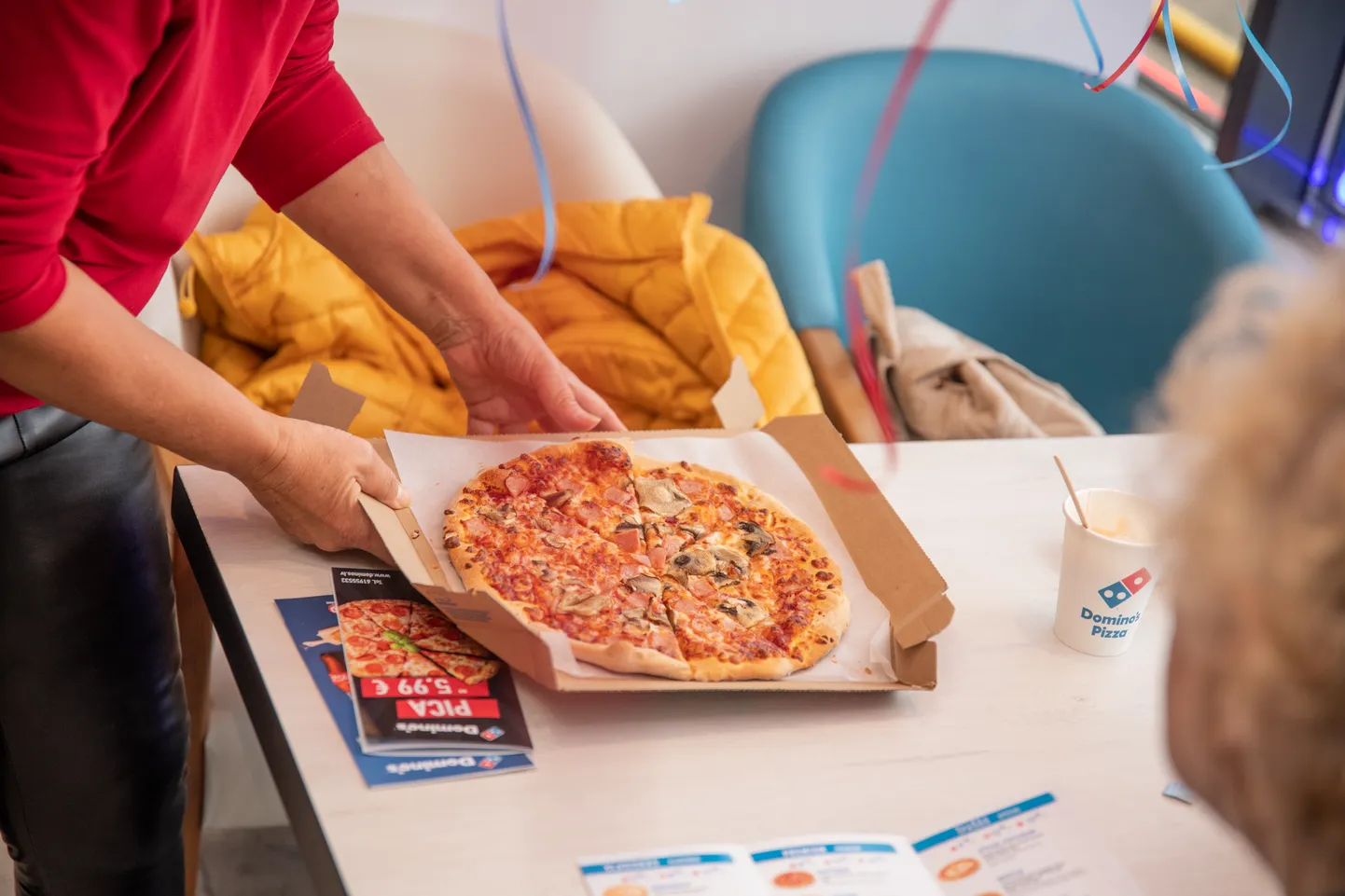 Первый ресторан сети Domino's Pizza