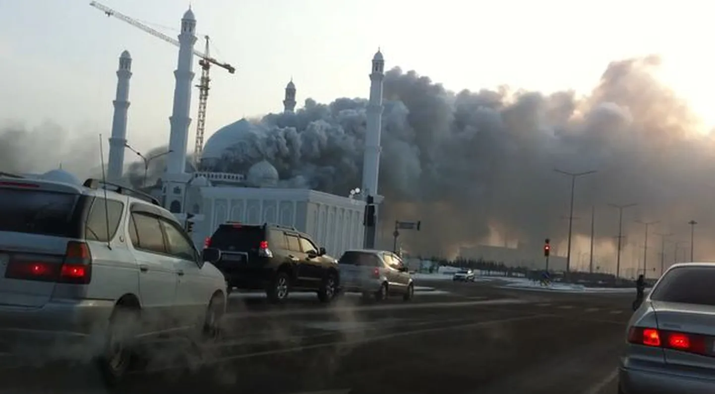 Пожар мечети в Астане