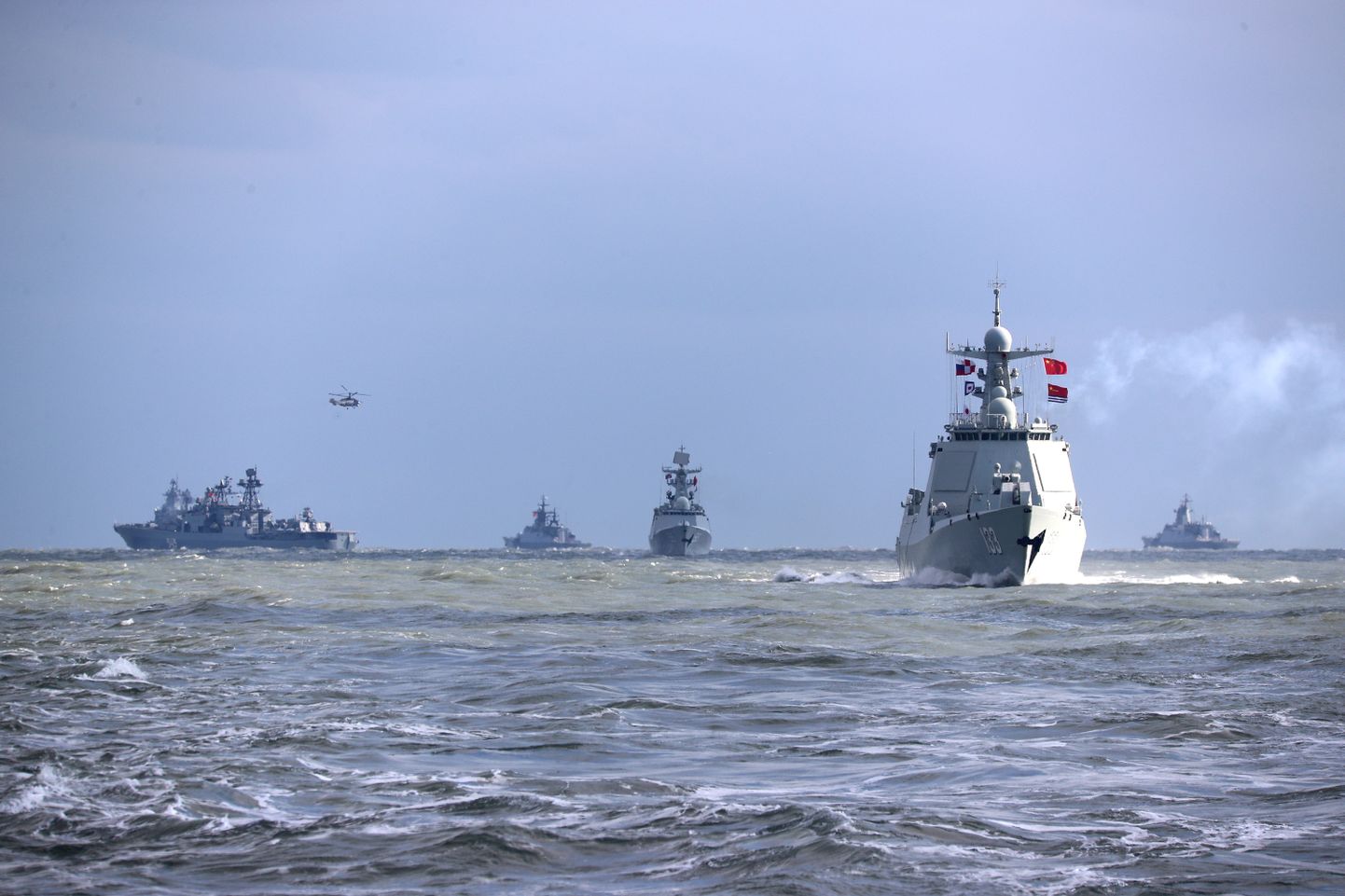 Venemaa ja Hiina sõjalaevad ühisõppustel 2022. aastal