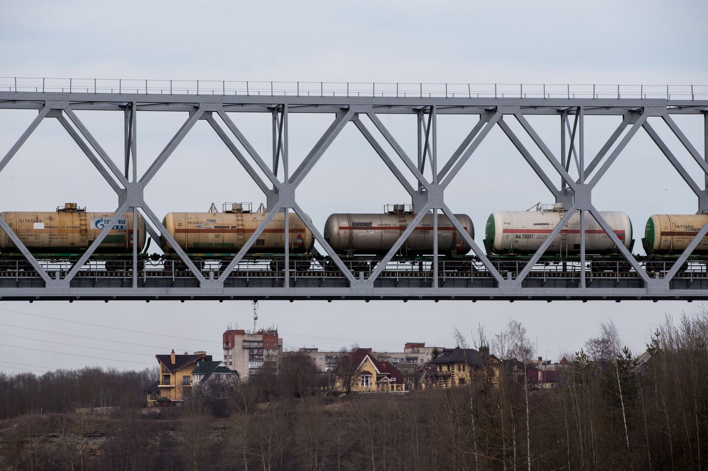 Eesti-Venemaa vaheline raudteesild Narvas. Pilt on illustratiivne. FOTO: EERO VABAMÄGI/POSTIMEES